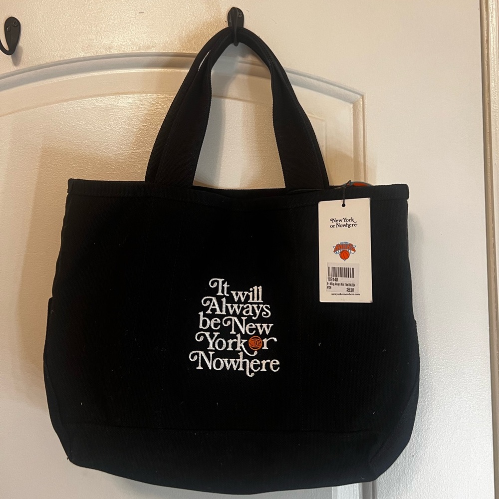 NY Knicks tote bag